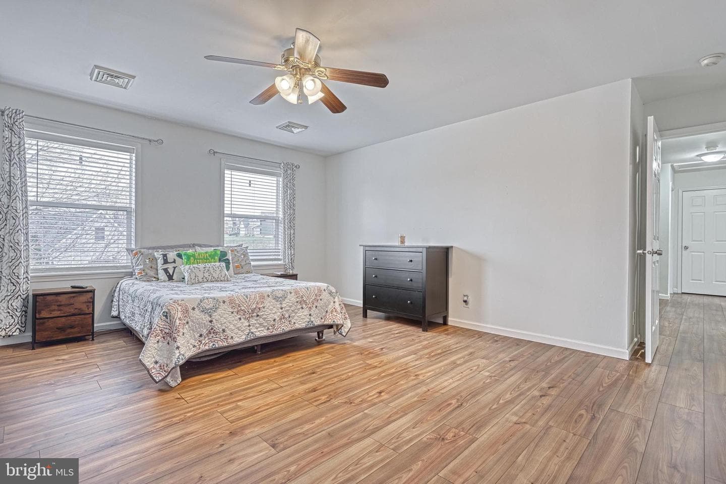 84 Schoolhouse Lane photo 25