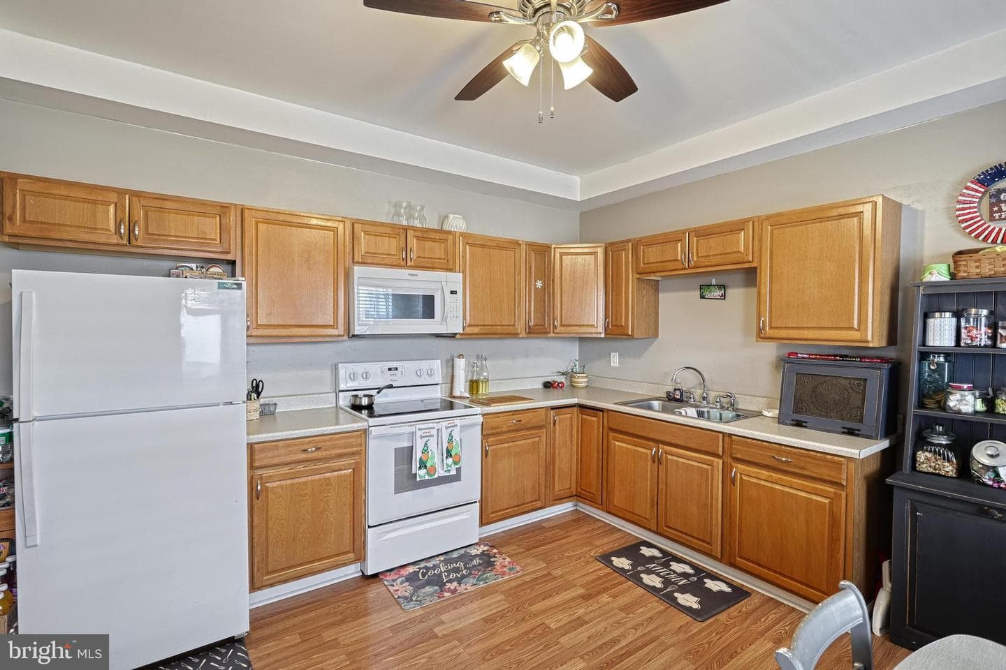 84 Schoolhouse Lane photo 42