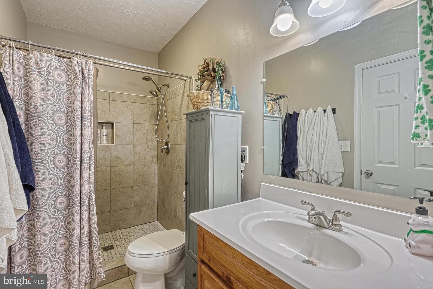 84 Schoolhouse Lane photo 46