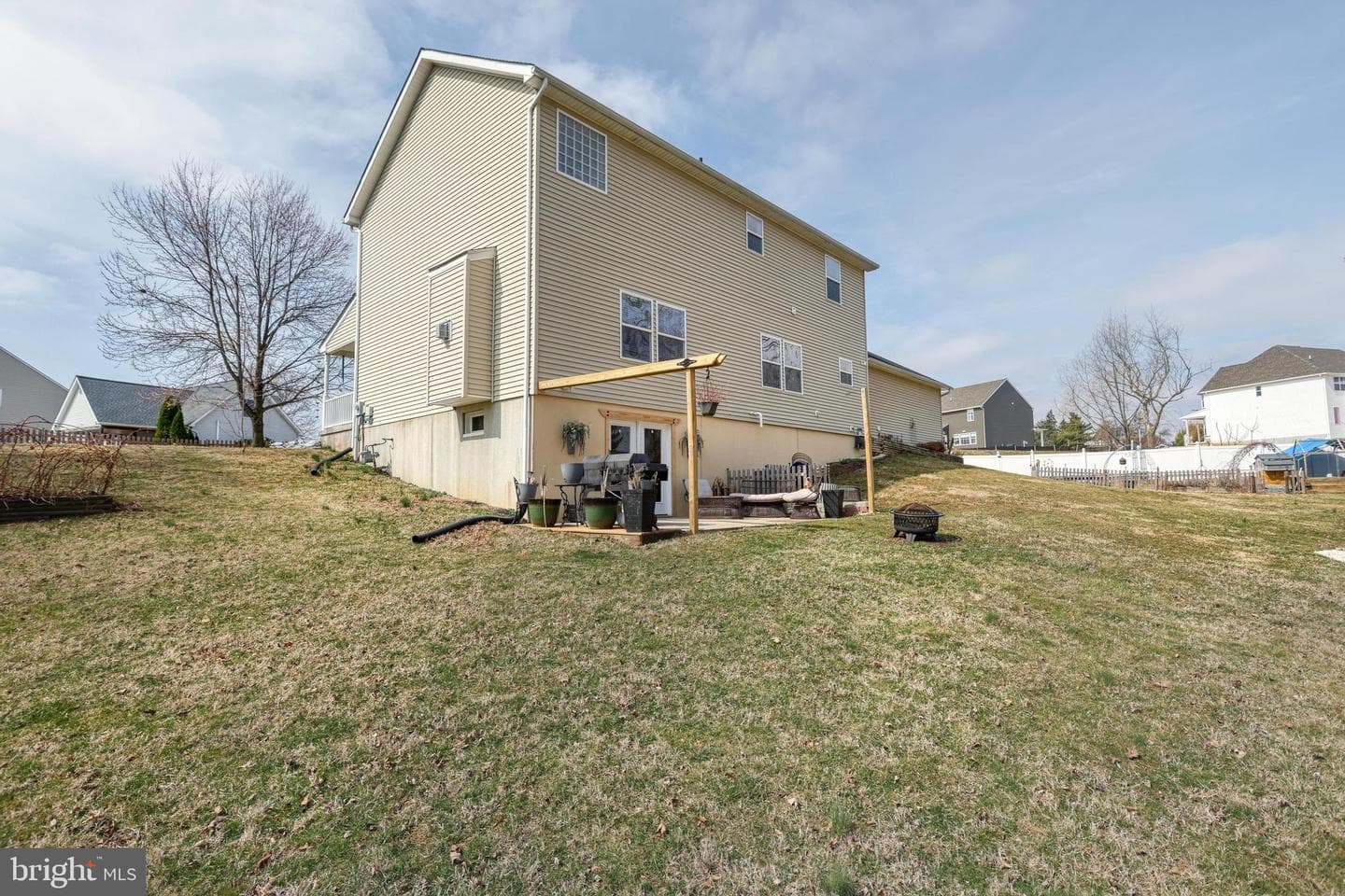 84 Schoolhouse Lane photo 59