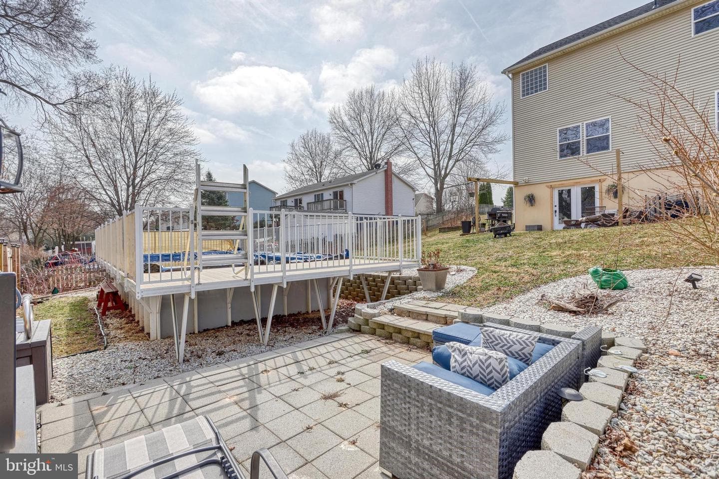 84 Schoolhouse Lane photo 64
