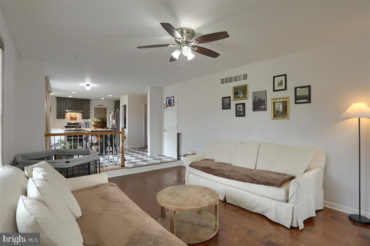 616 Eastpoint Road photo 21