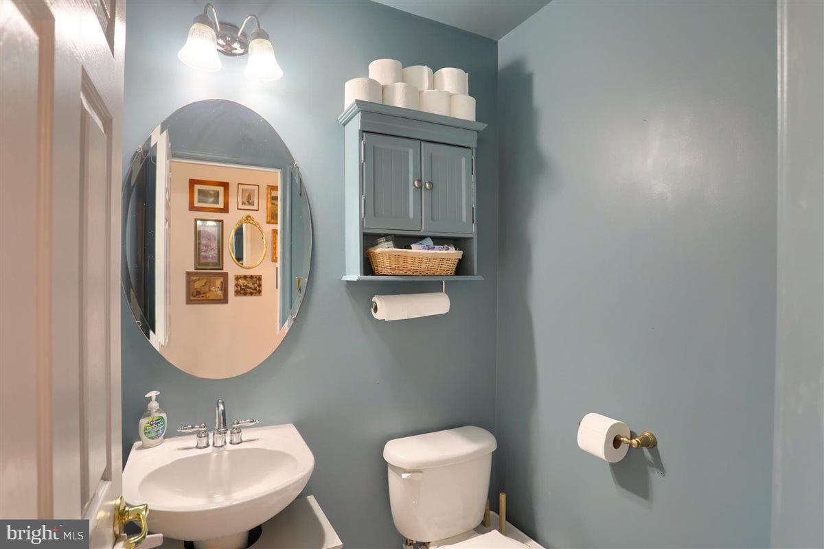 616 Eastpoint Road photo 22