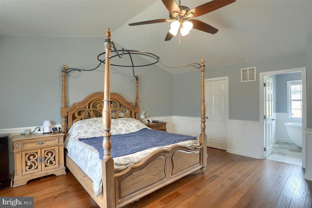616 Eastpoint Road photo 24