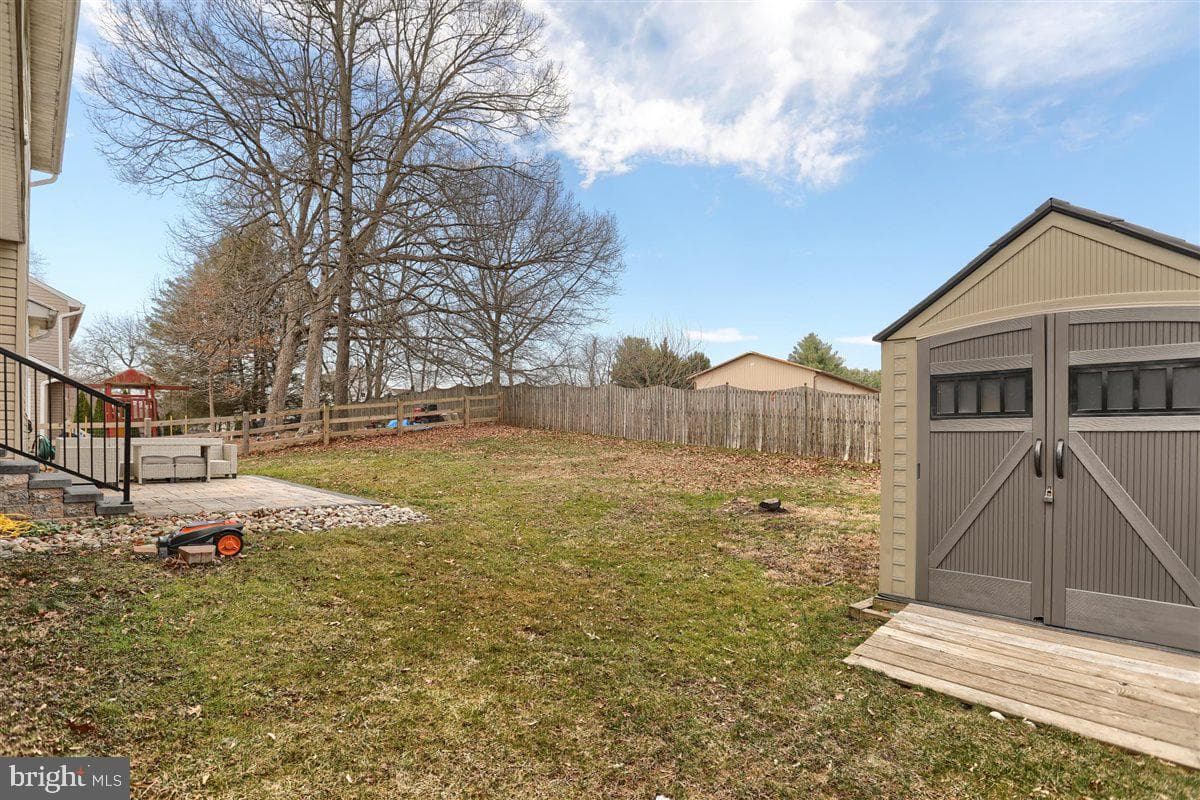 616 Eastpoint Road photo 41