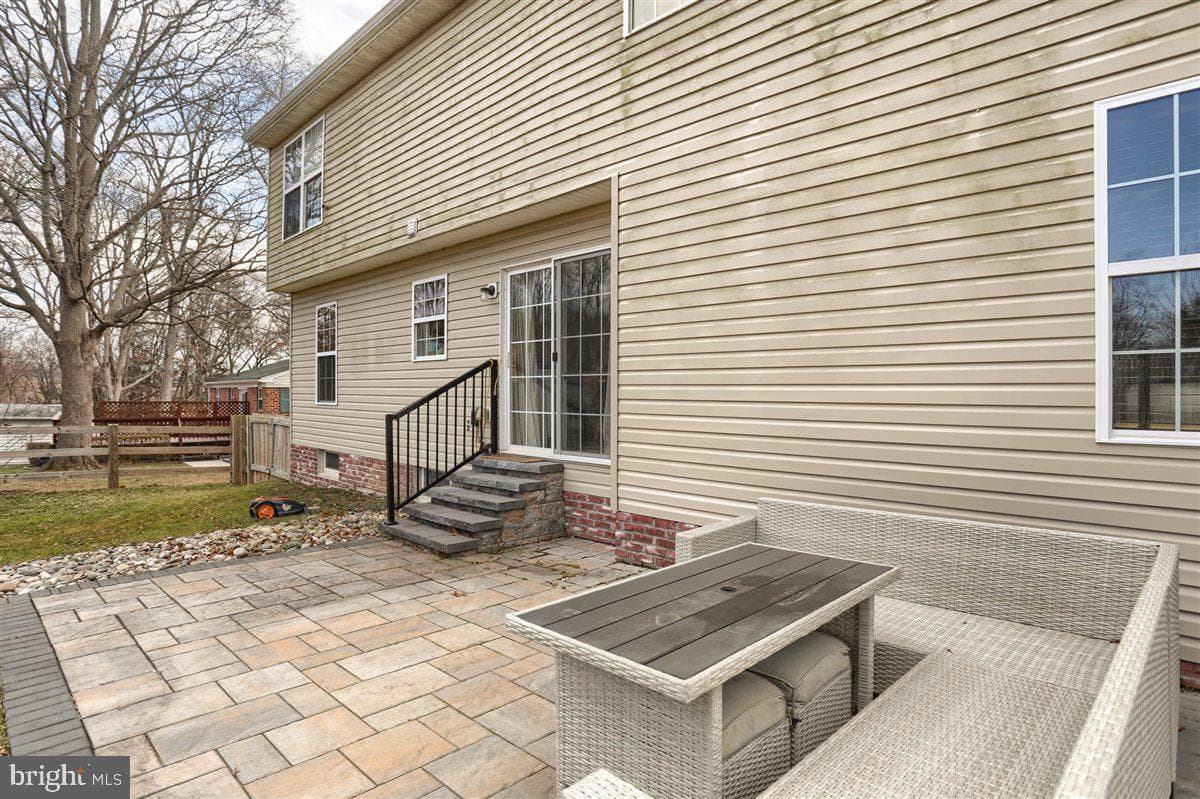 616 Eastpoint Road photo 43