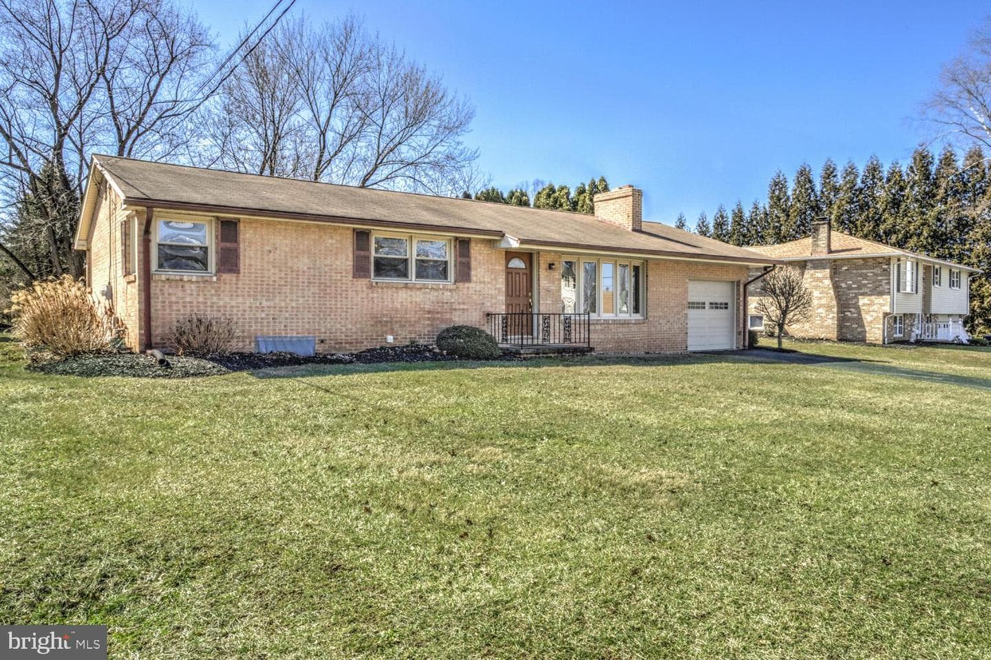 3322 Groton Lane photo 2