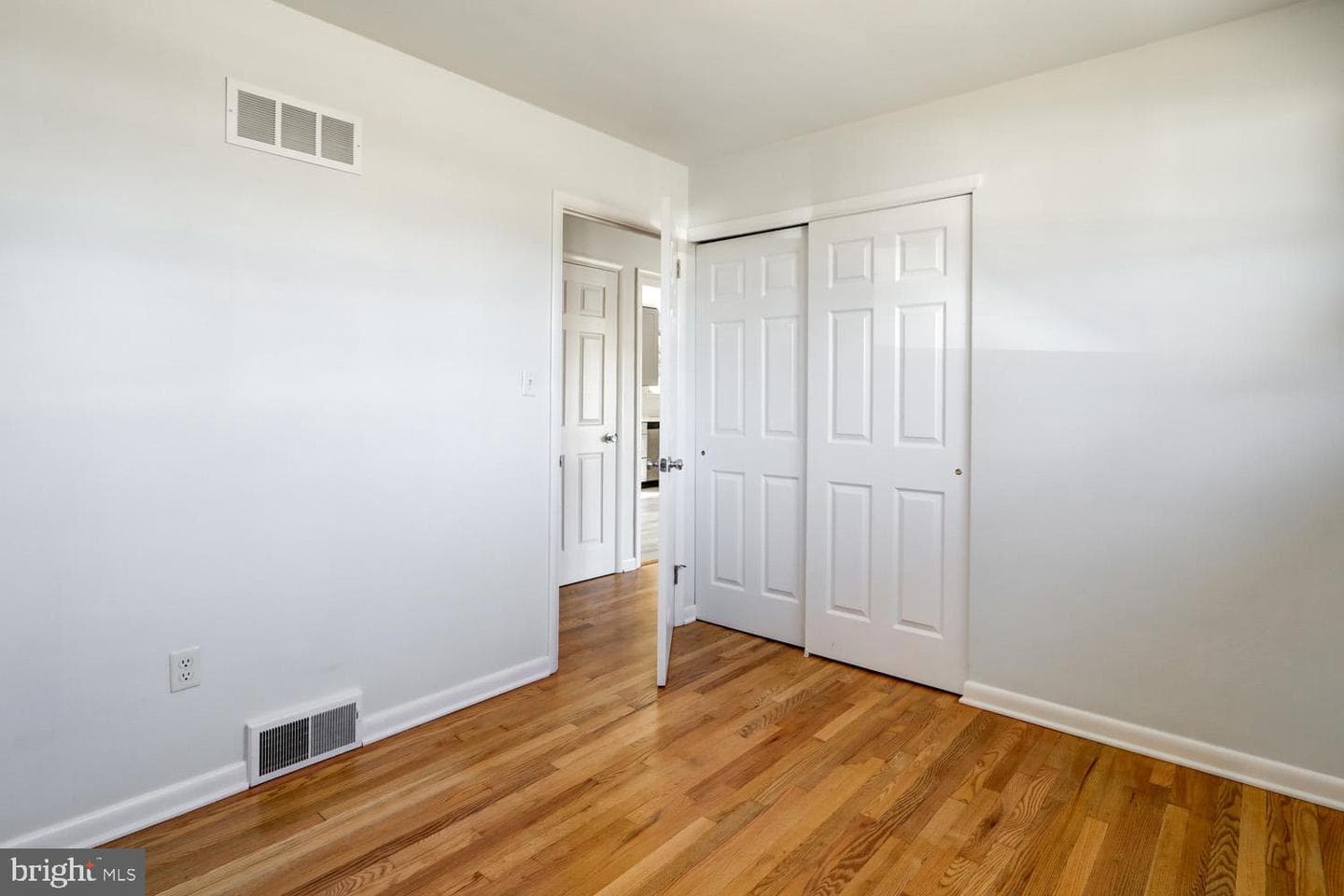 3322 Groton Lane photo 21