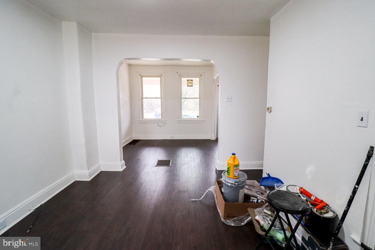 569 Smith Street photo 7