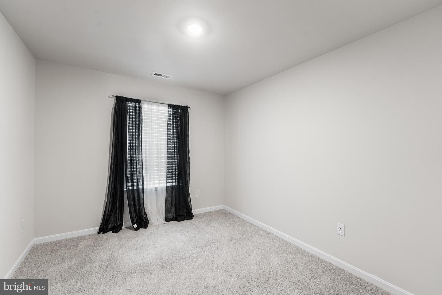 6121 Deborah Drive photo 17