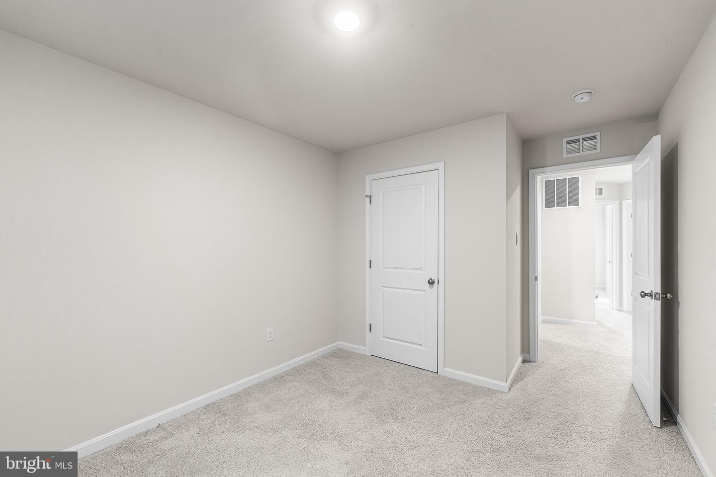 6121 Deborah Drive photo 19
