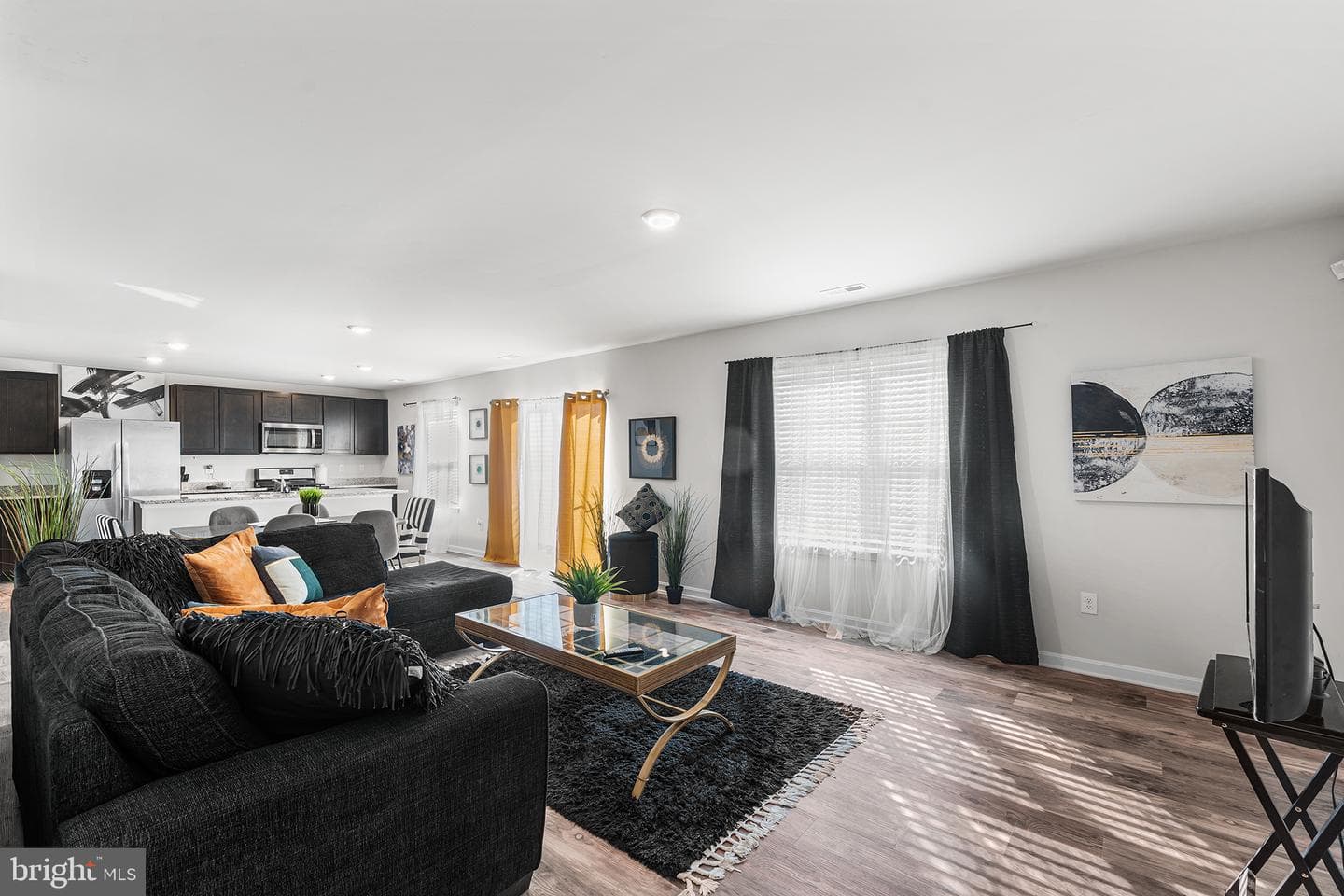 6121 Deborah Drive photo 7