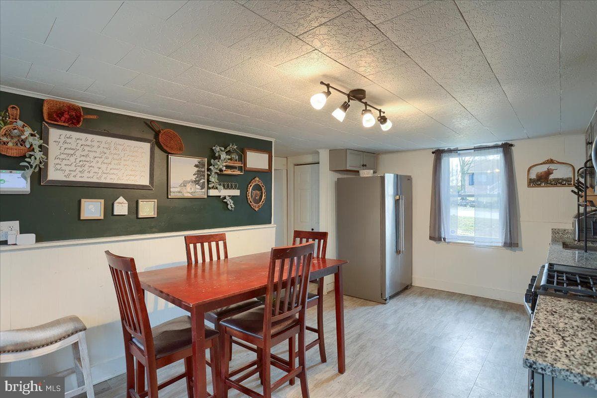 2071 Grandview Road photo 13
