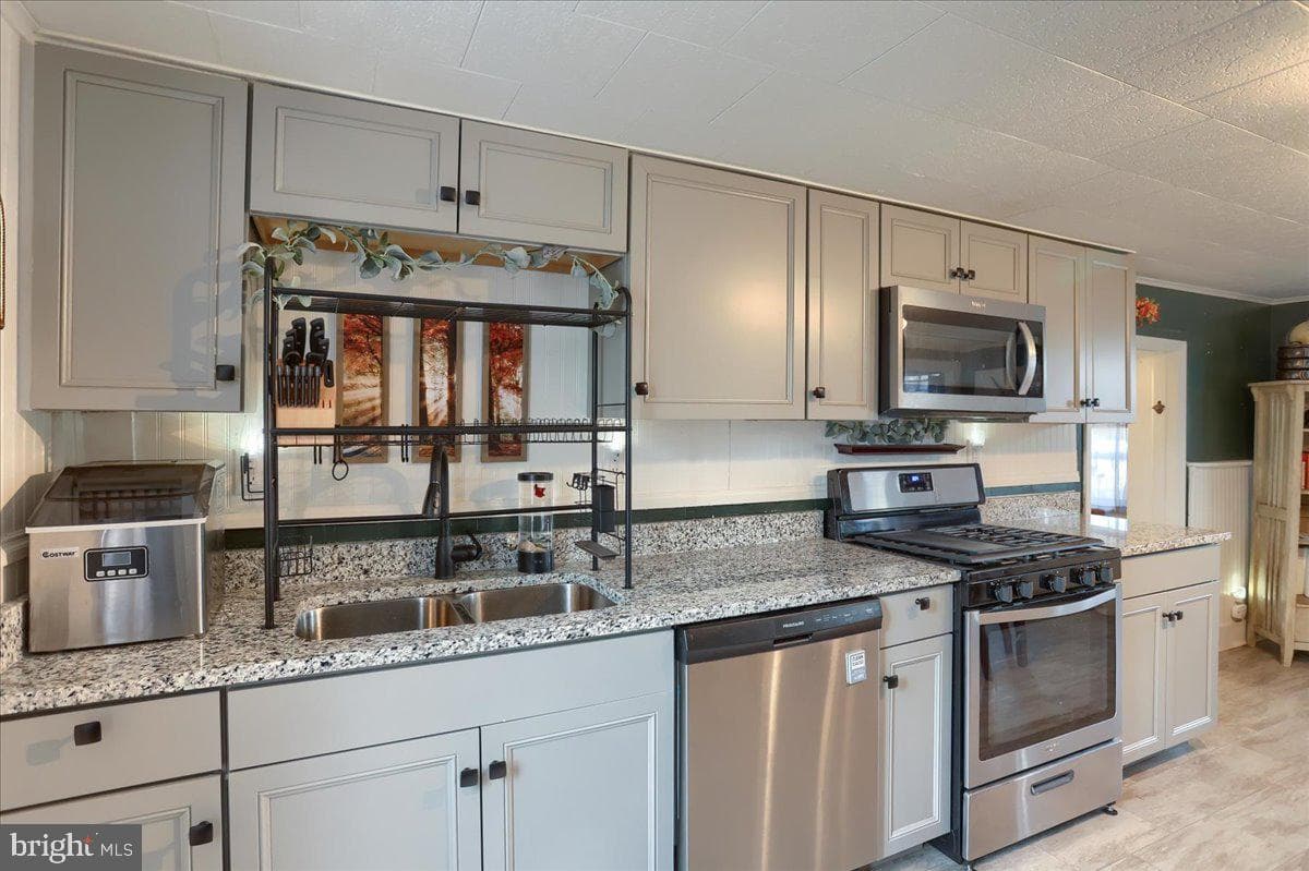 2071 Grandview Road photo 15
