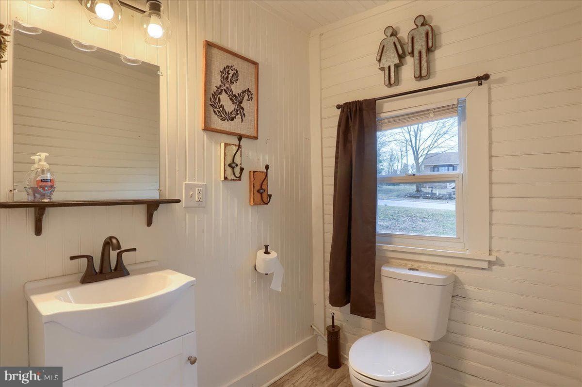 2071 Grandview Road photo 19
