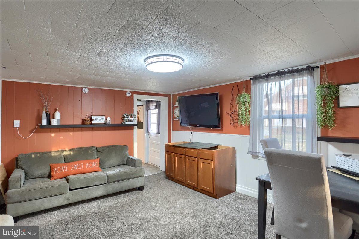 2071 Grandview Road photo 6