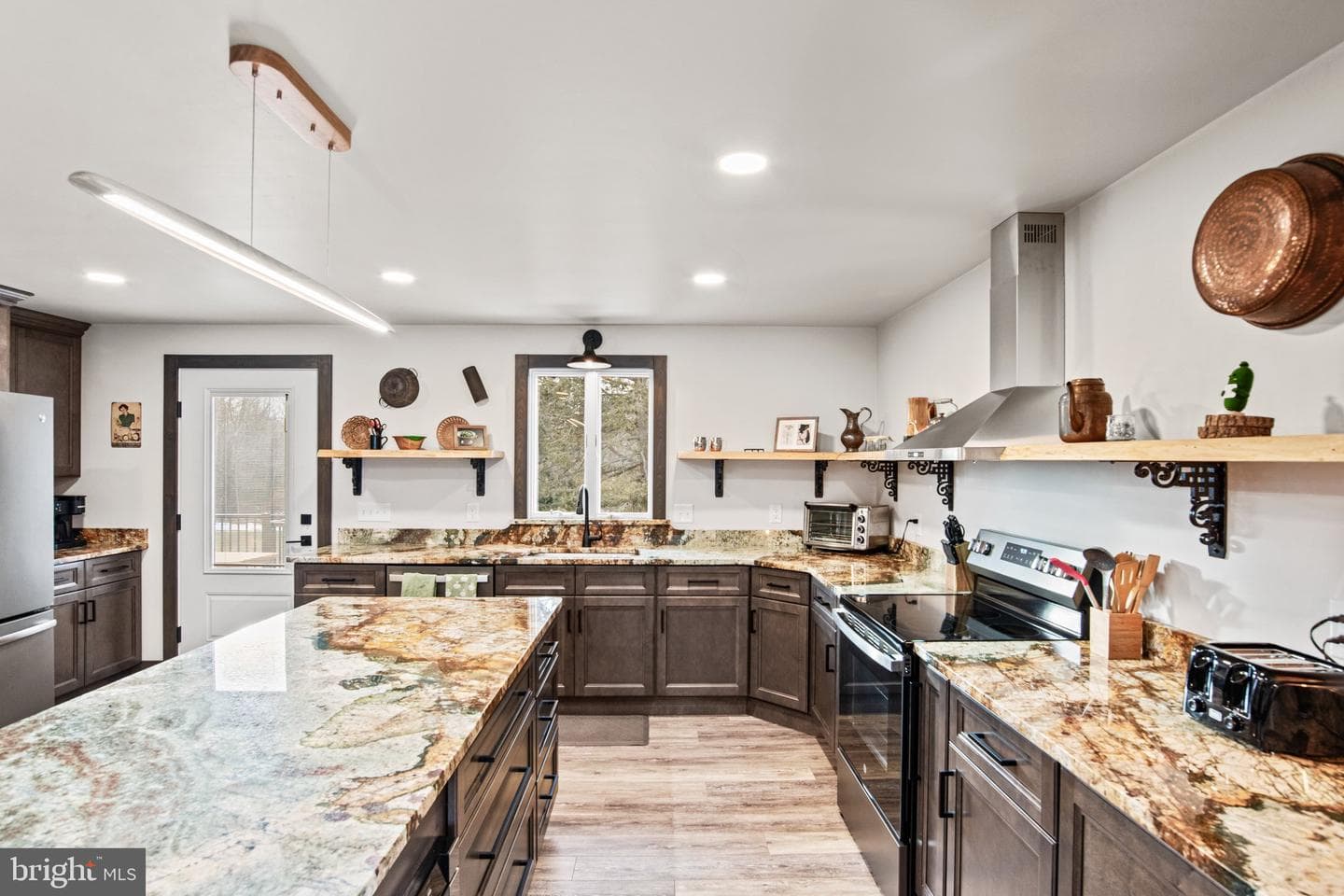 160 Chestnut Grove Road photo 10