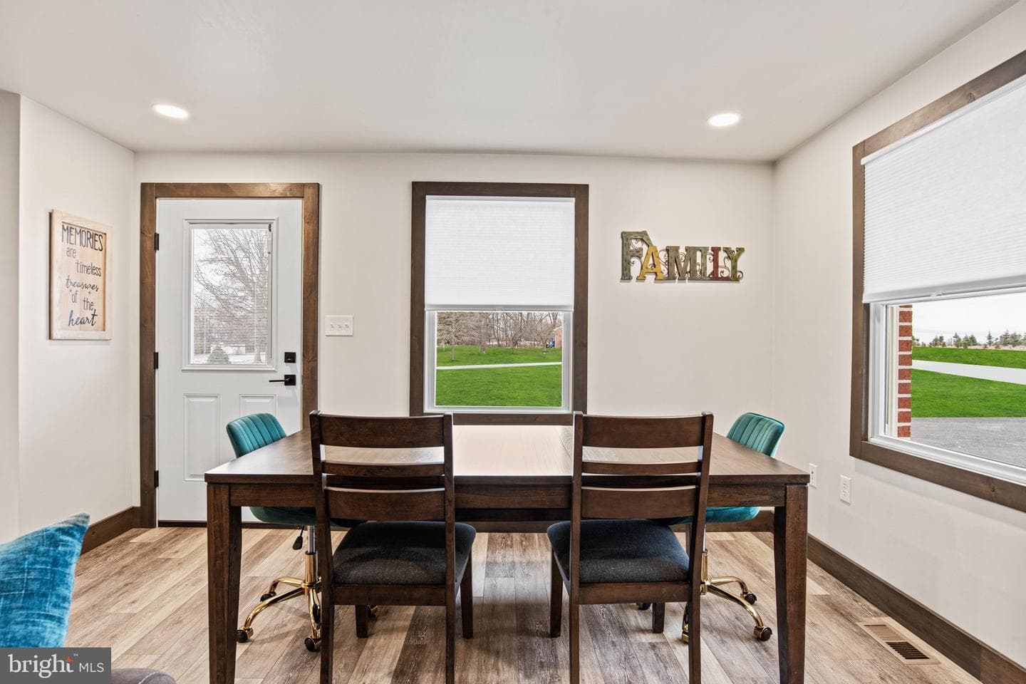 160 Chestnut Grove Road photo 12