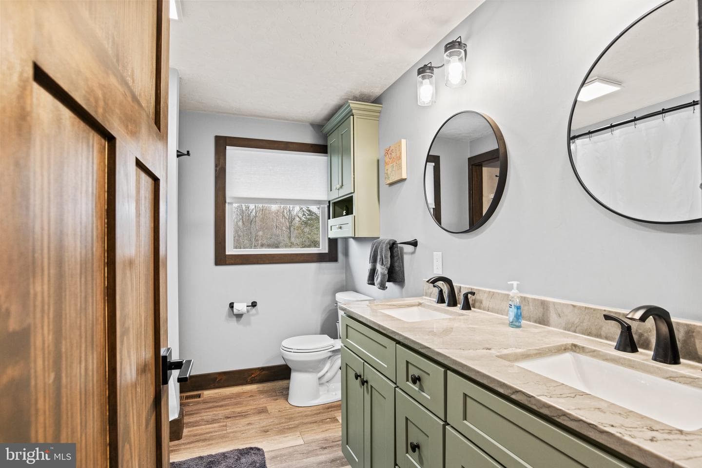 160 Chestnut Grove Road photo 23