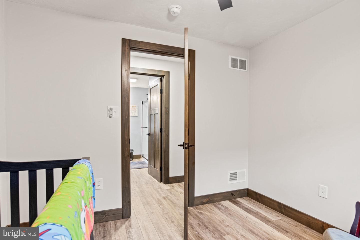 160 Chestnut Grove Road photo 26
