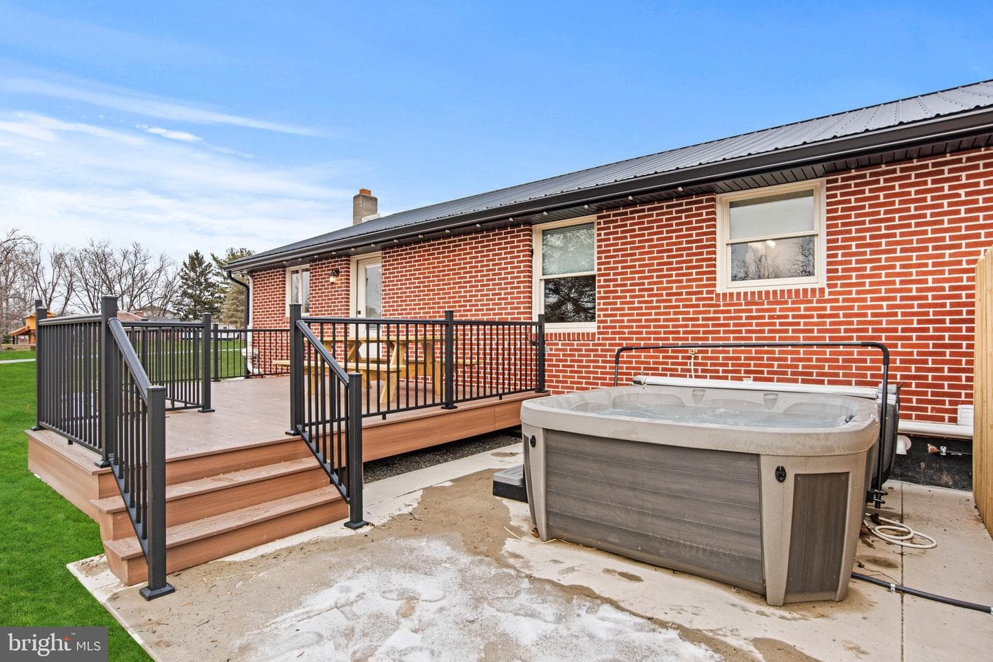 160 Chestnut Grove Road photo 32