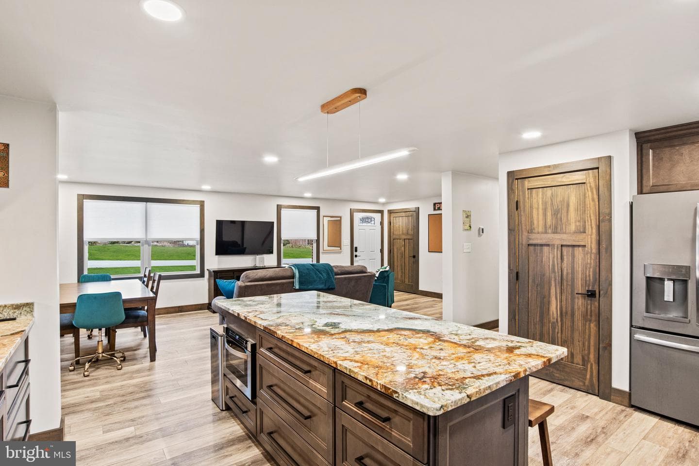 160 Chestnut Grove Road photo 8