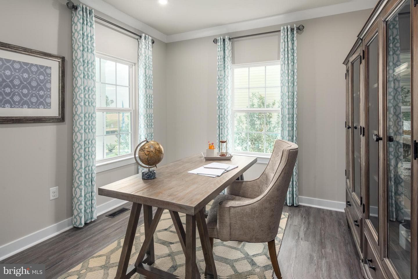 326 Ruffian Road photo 2