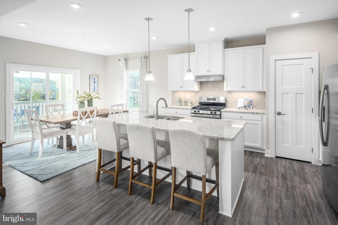 326 Ruffian Road photo 4