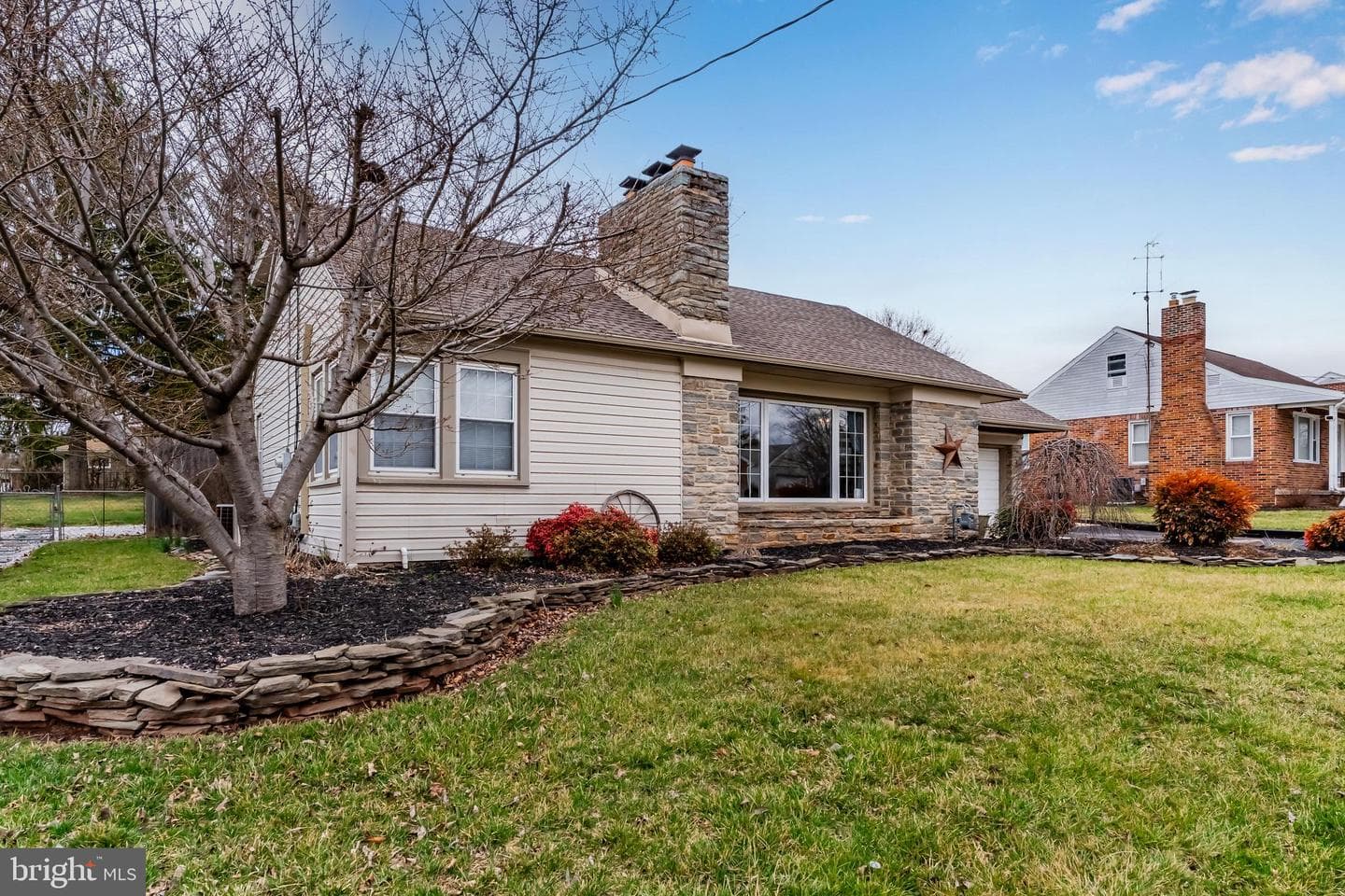 118 Fairview Avenue photo 3