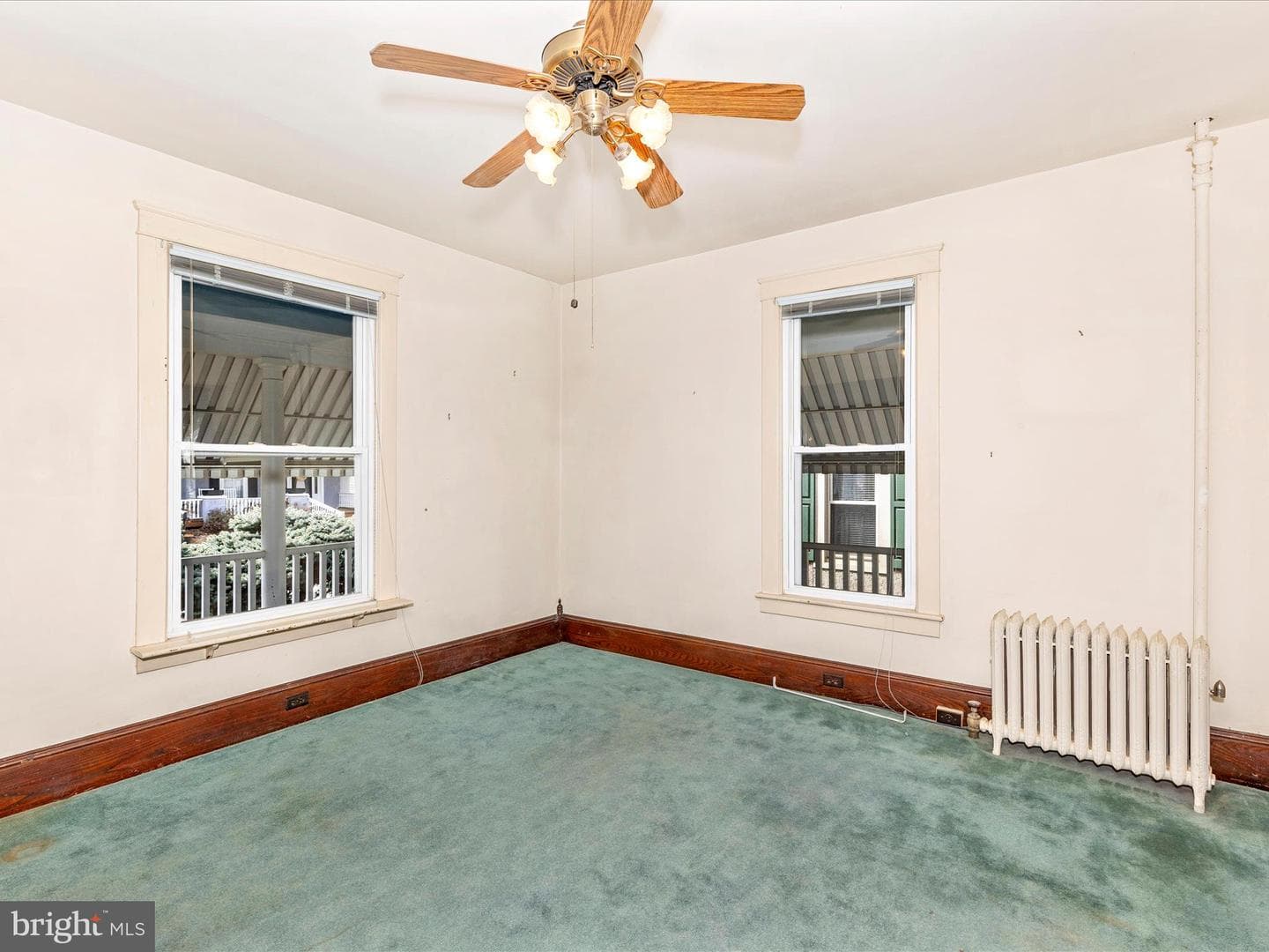 25 E Franklin Street photo 16