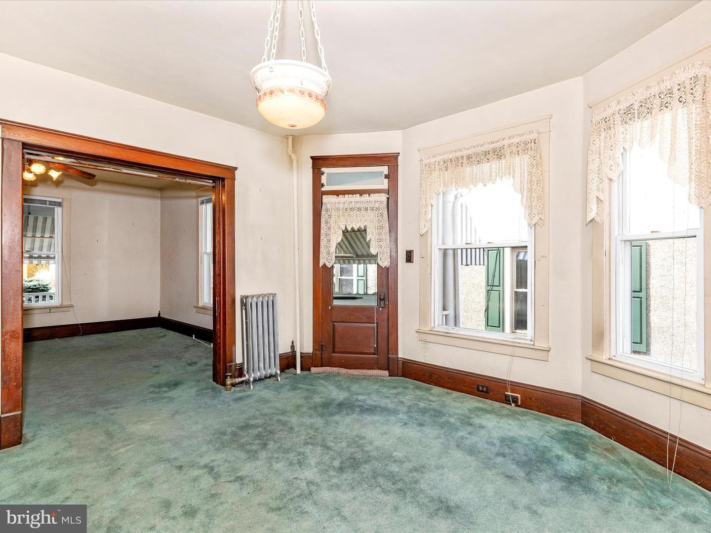 25 E Franklin Street photo 18