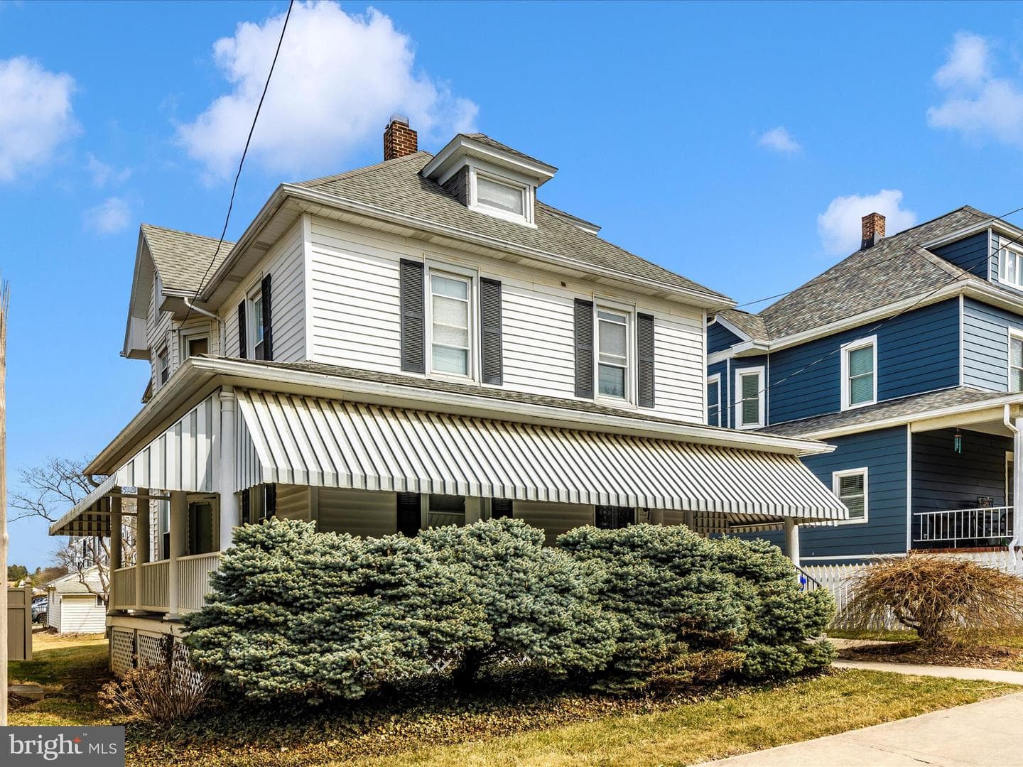 25 E Franklin Street photo 3