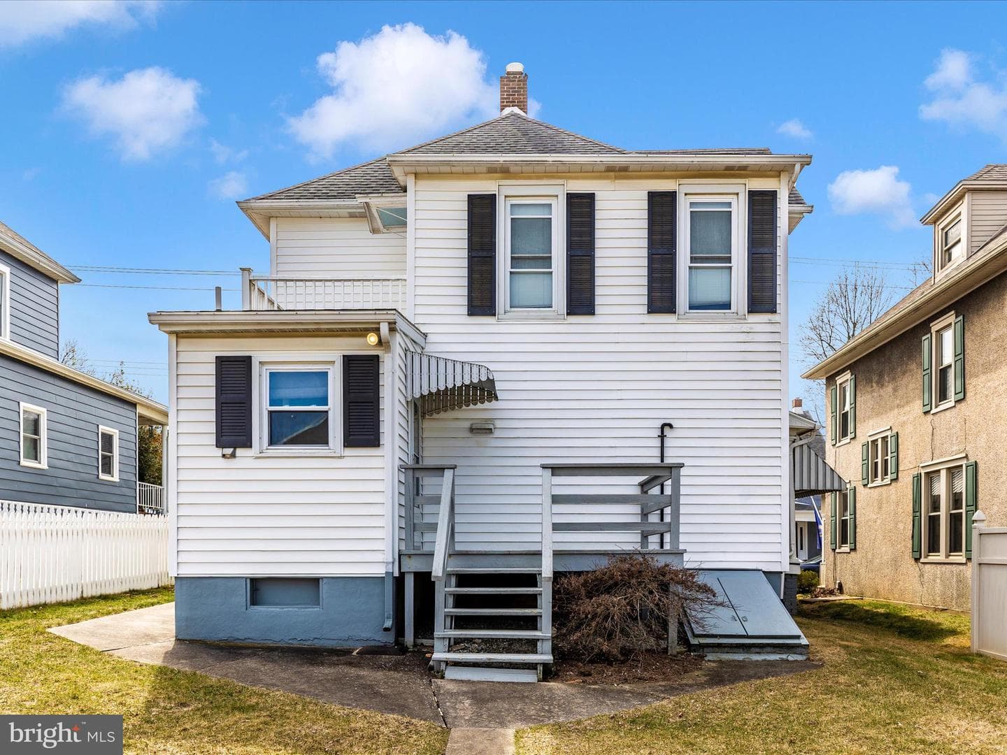 25 E Franklin Street photo 48