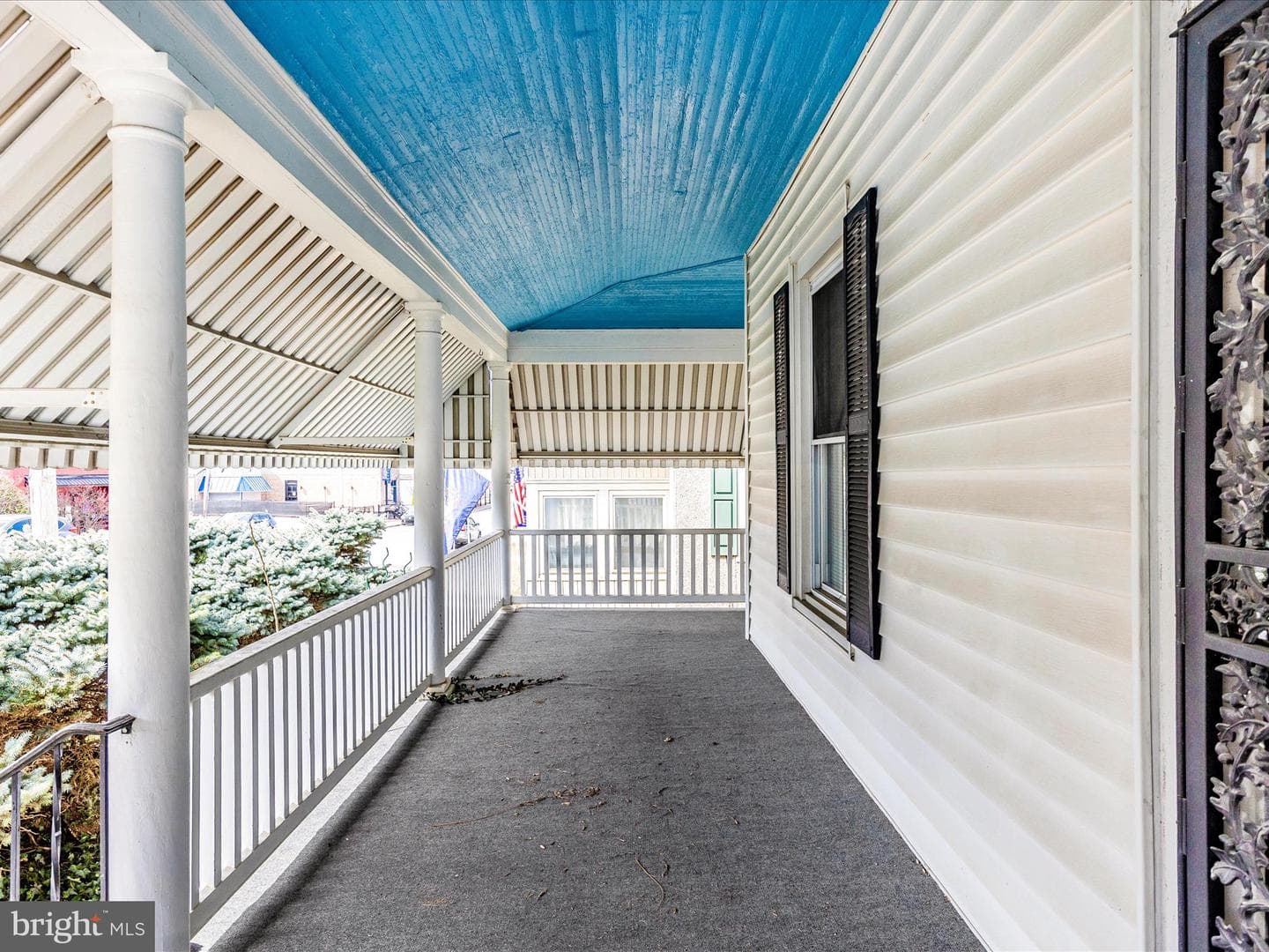 25 E Franklin Street photo 6