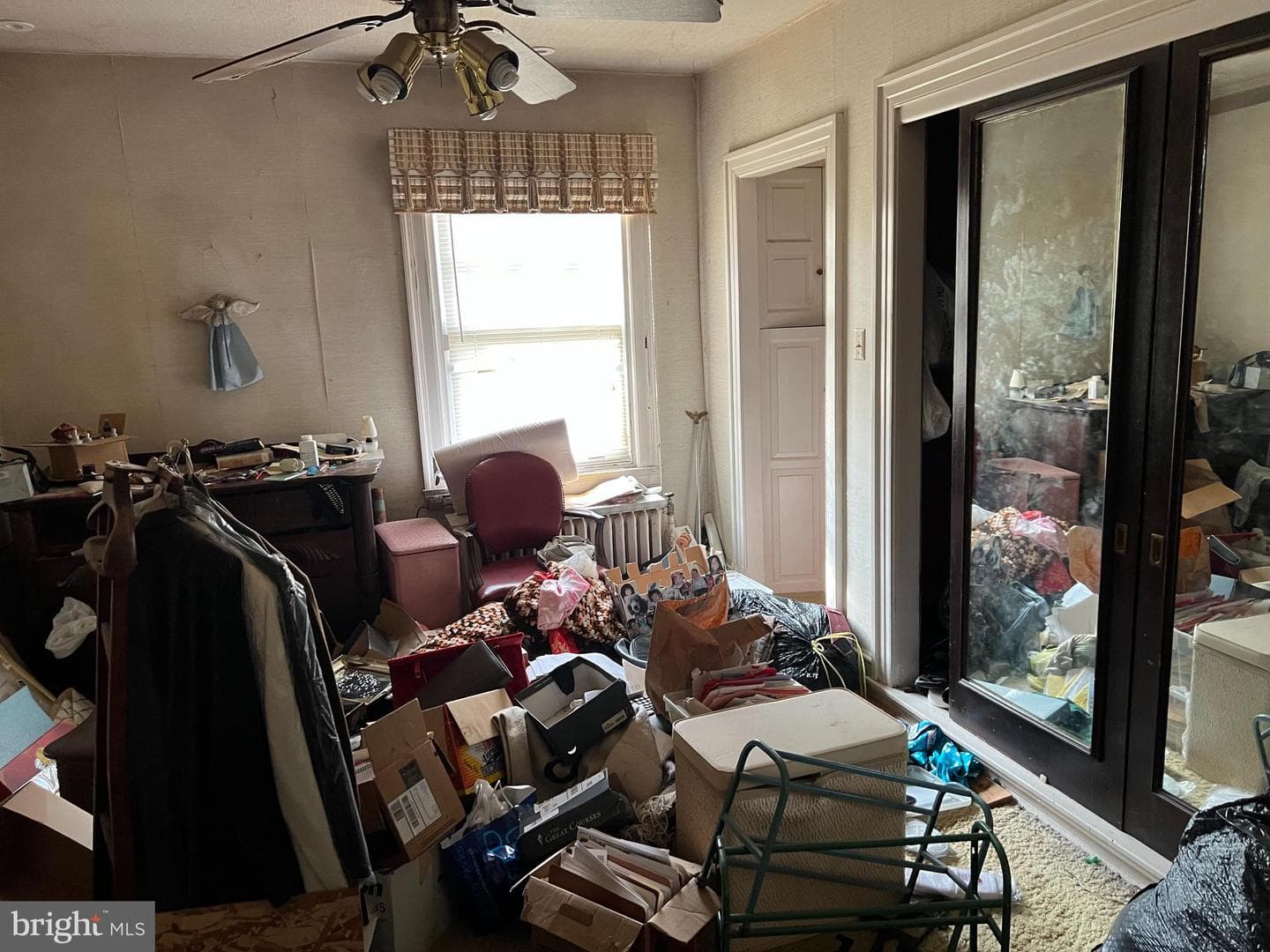 135 W Springettsbury Avenue photo 9