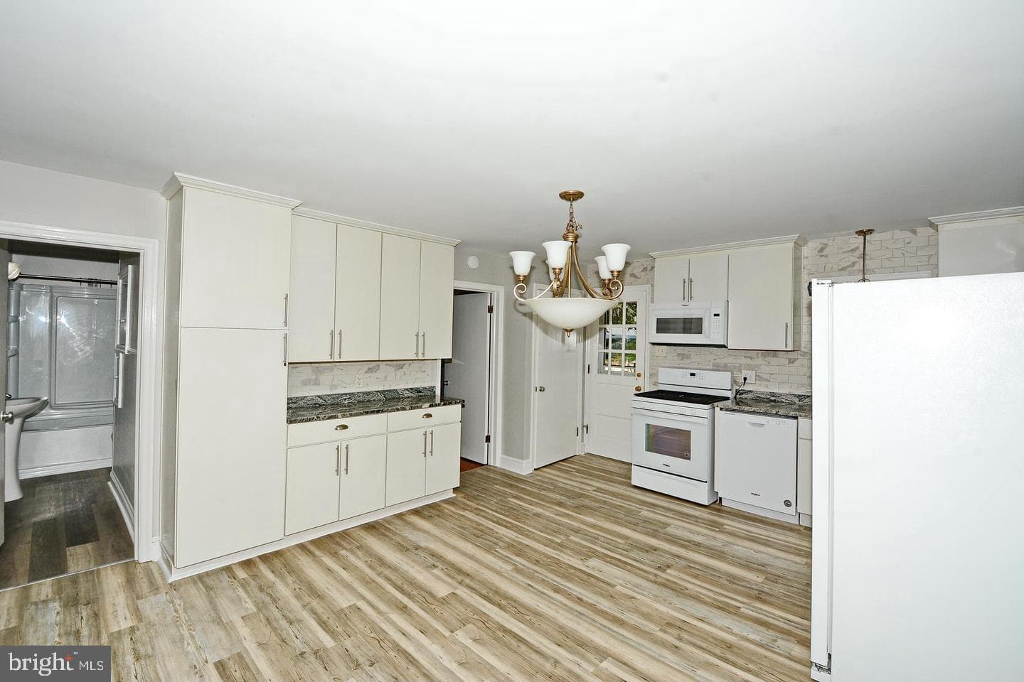 1437 Seven Valleys Road photo 12