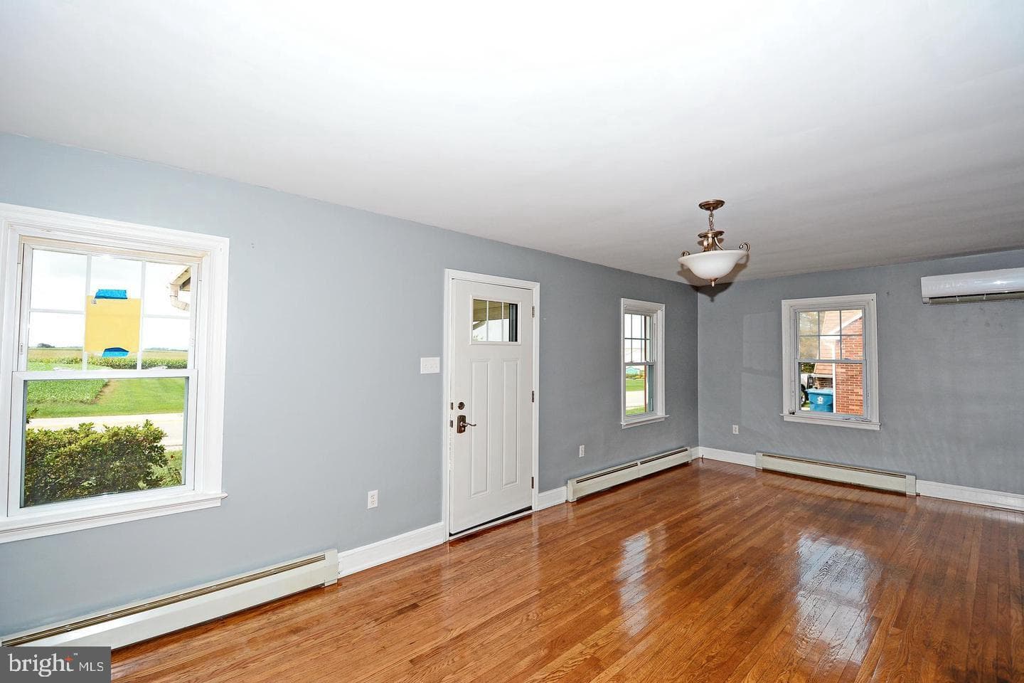 1437 Seven Valleys Road photo 7