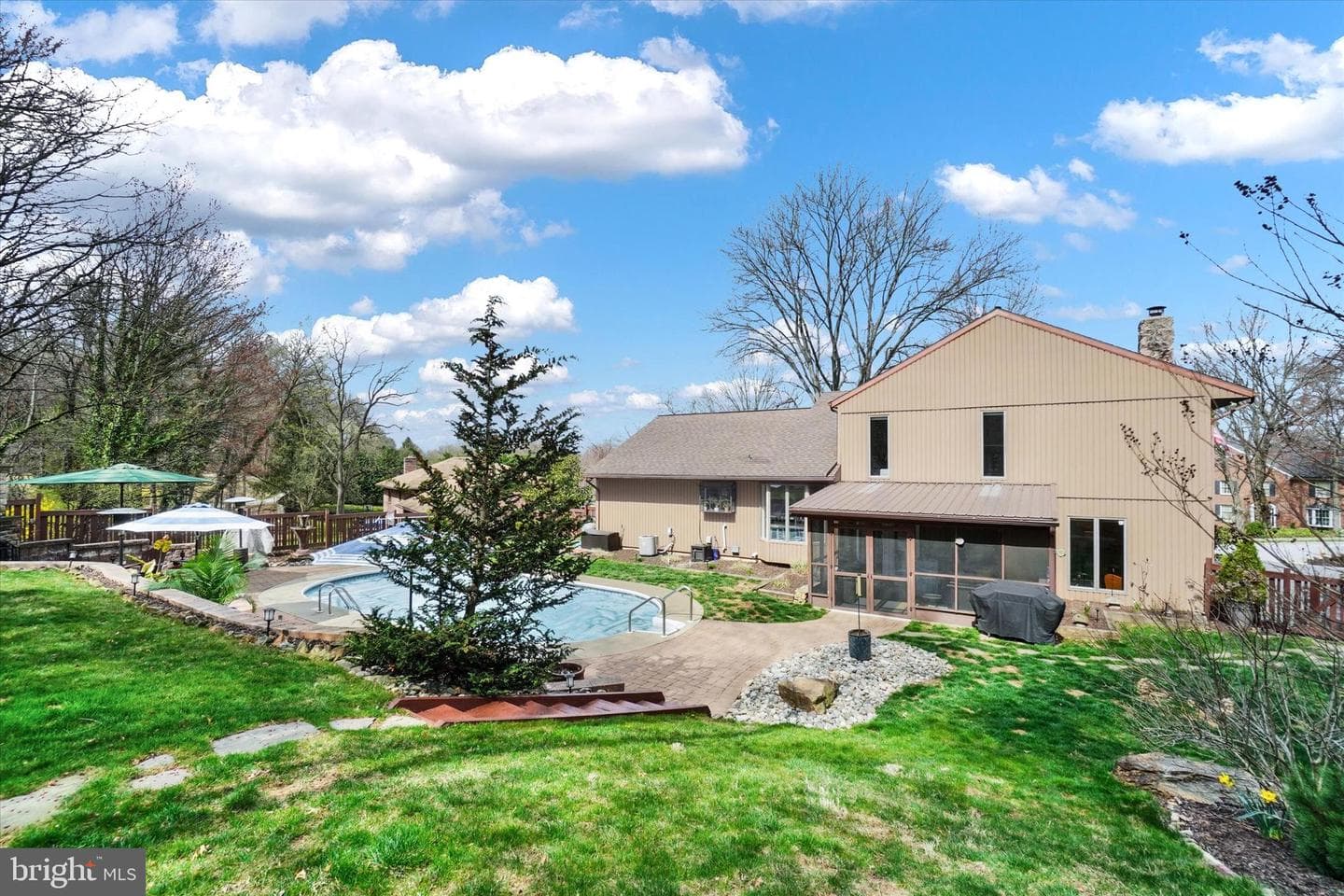 660 Marlow Drive photo 30