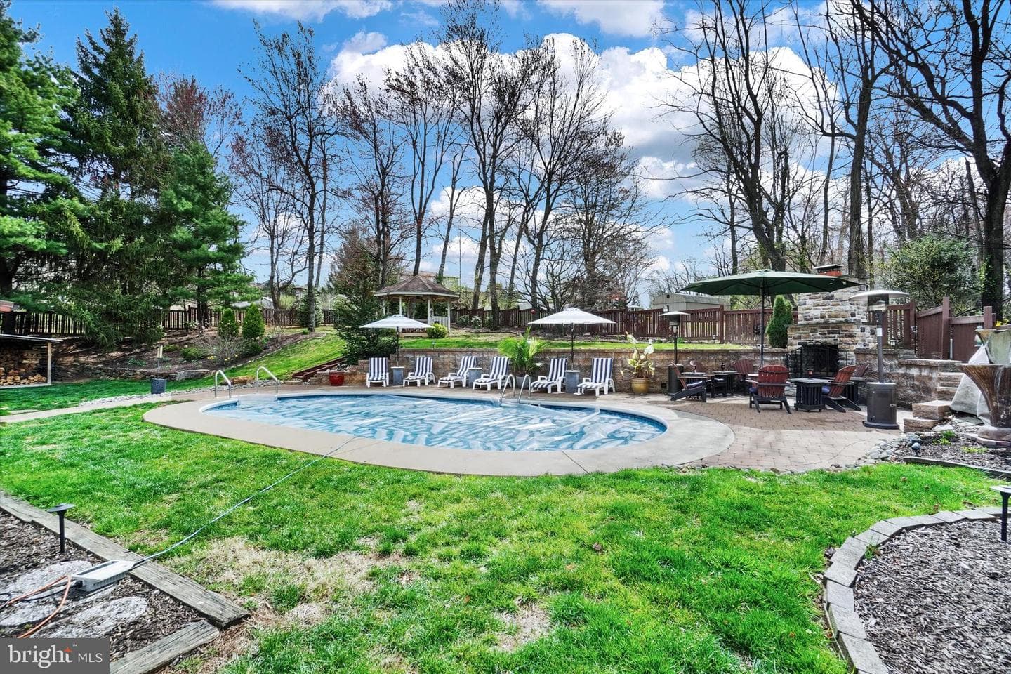 660 Marlow Drive photo 39
