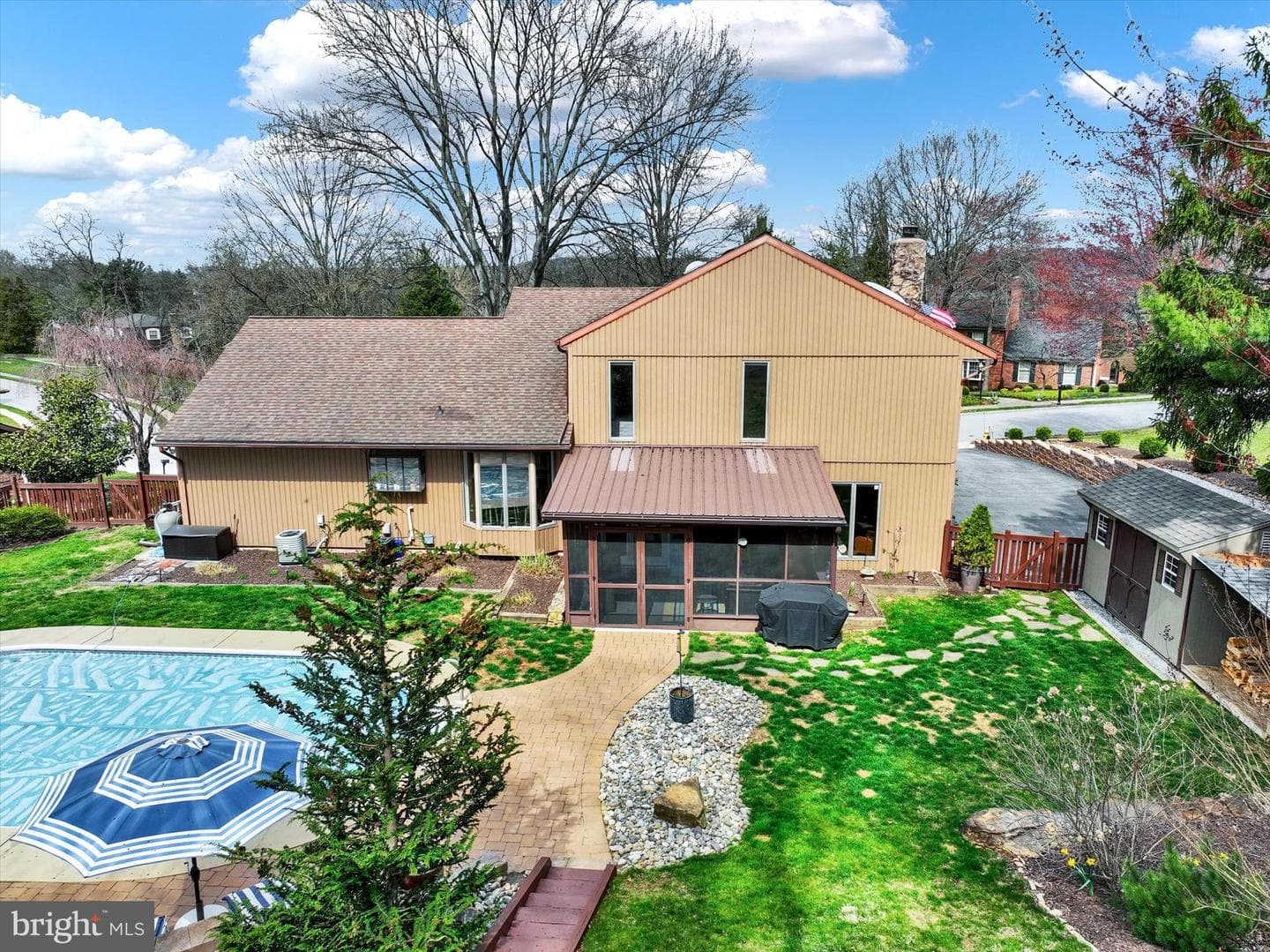 660 Marlow Drive photo 43