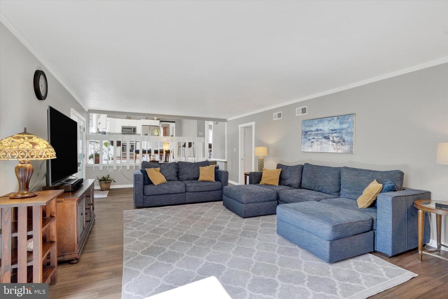 660 Marlow Drive photo 9