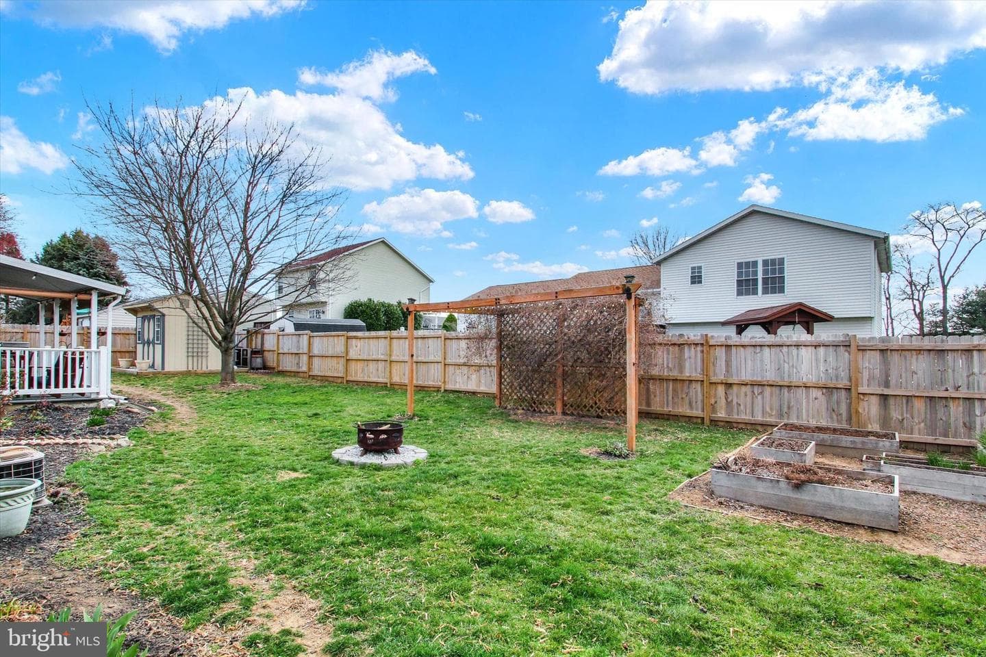 1668 Beech Lane photo 24