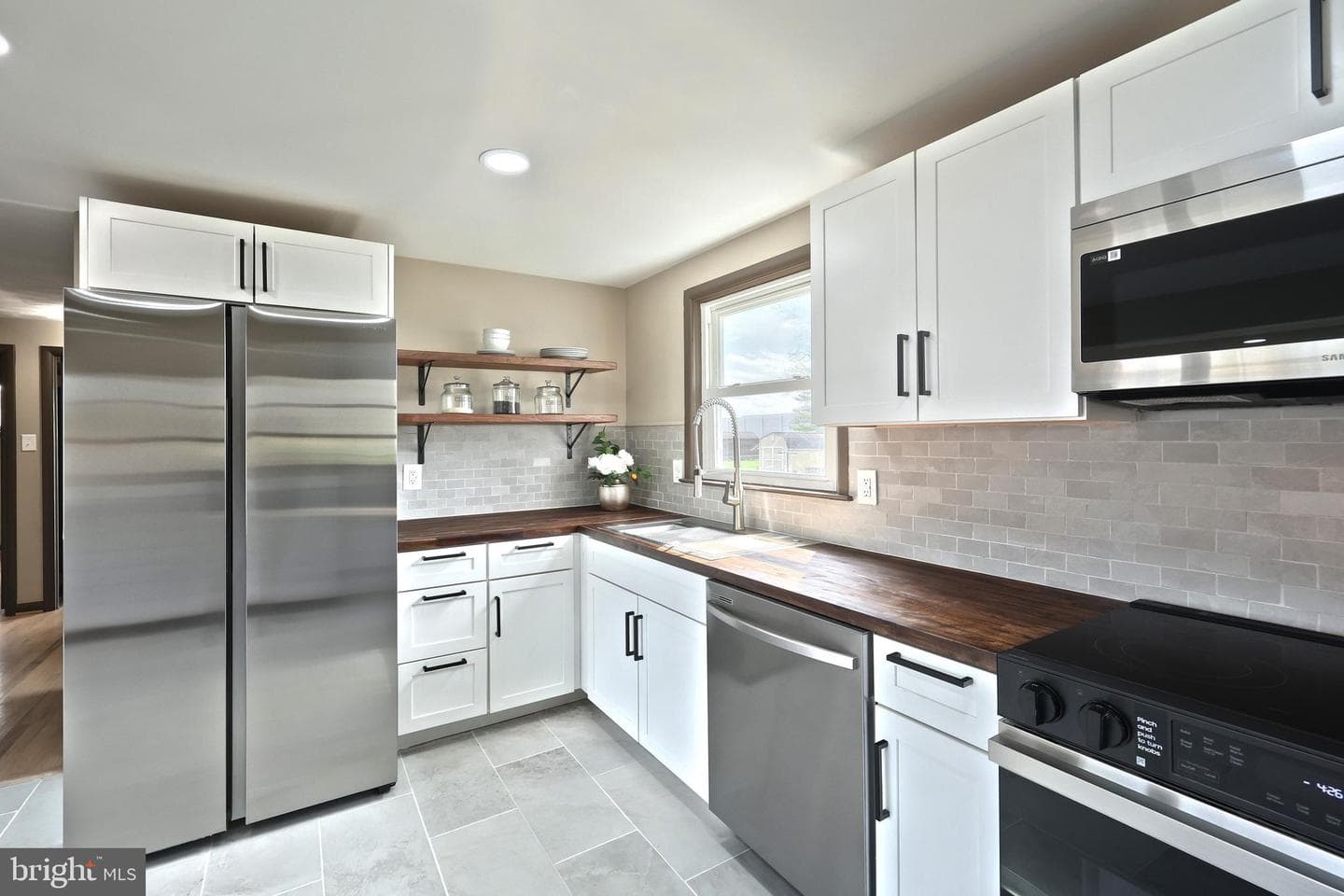 2740 Clearbrook Boulevard photo 16
