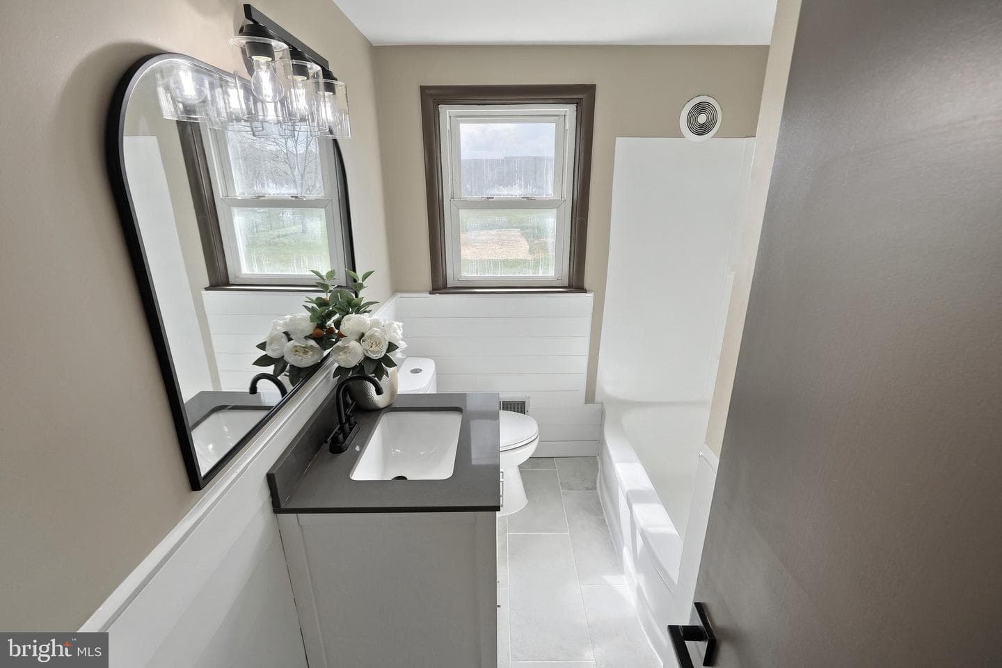 2740 Clearbrook Boulevard photo 20