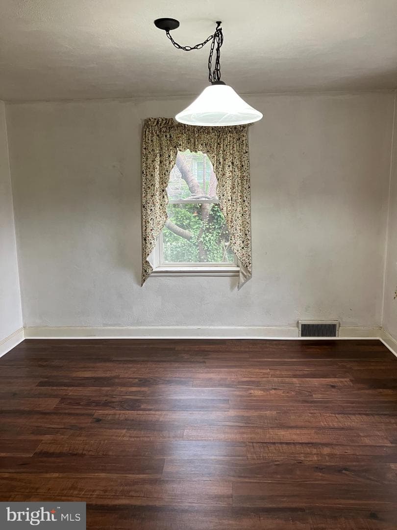 1001 Southern Road photo 9