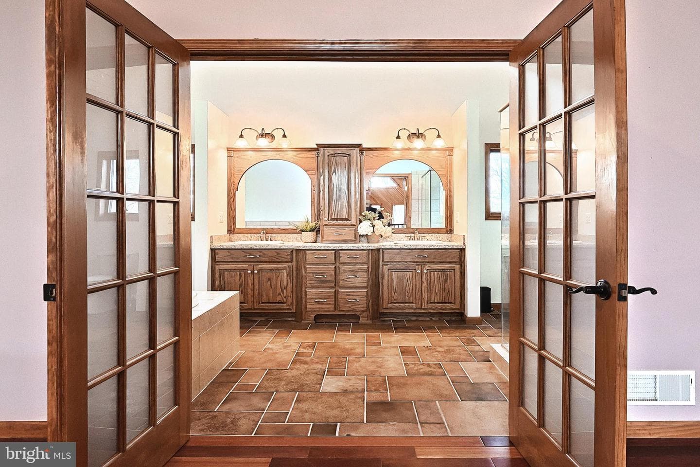 3405 Colonial Road photo 33
