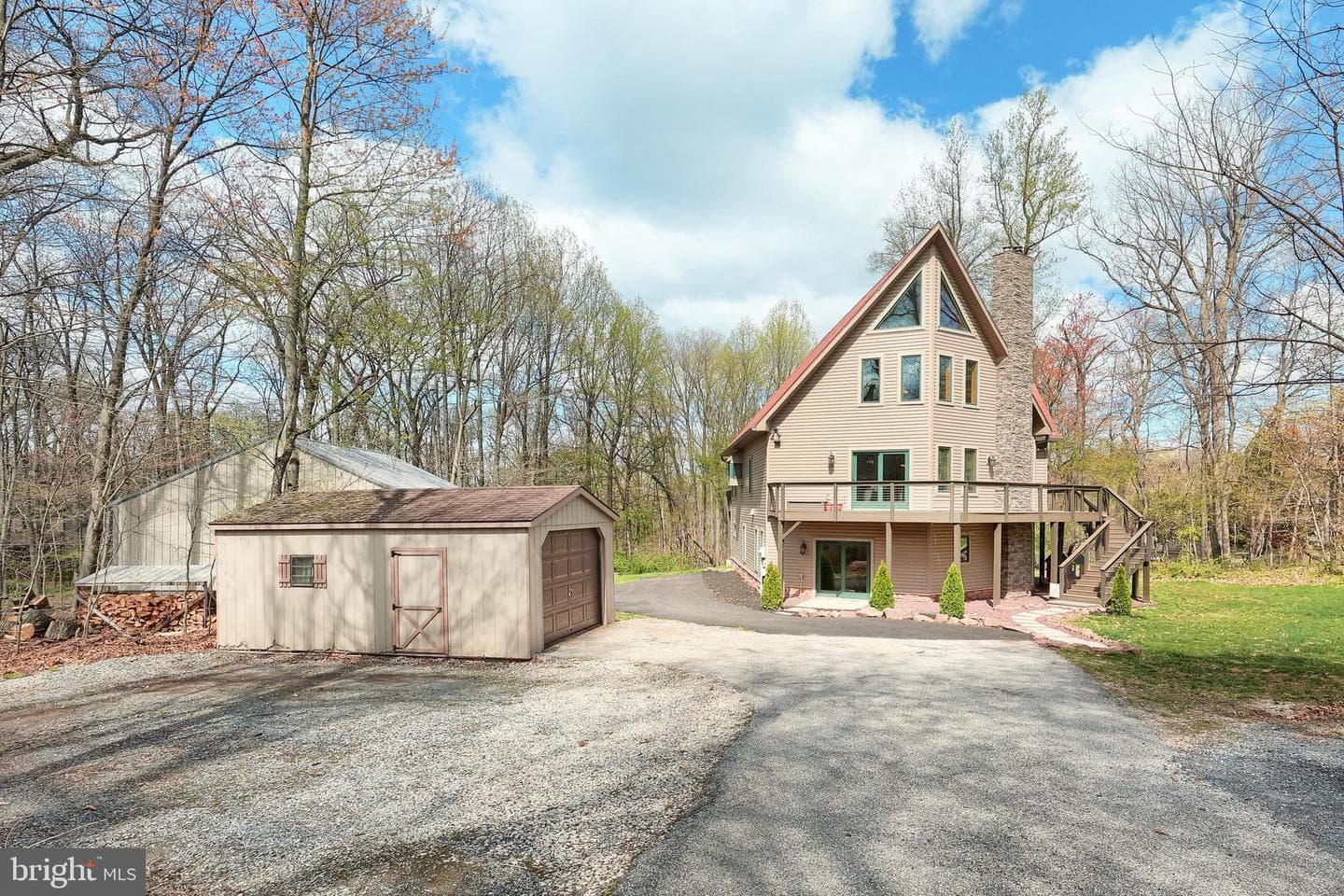 3405 Colonial Road photo 4