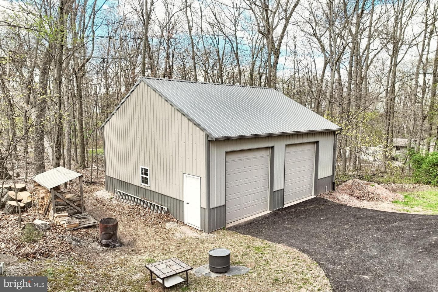 3405 Colonial Road photo 46
