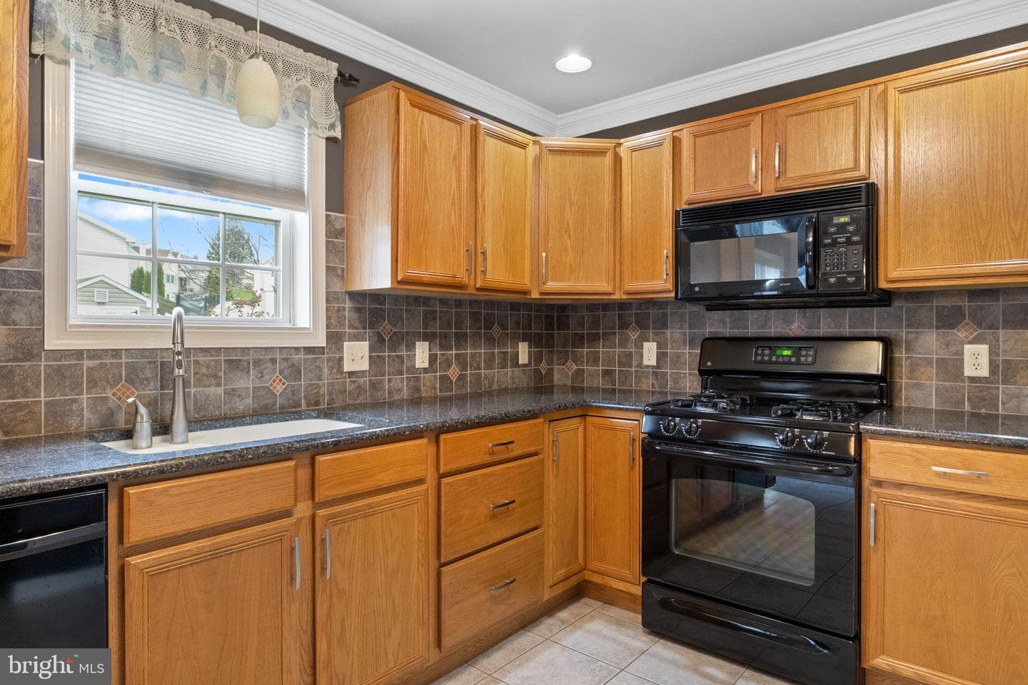 207 Autumn Woods Court photo 9