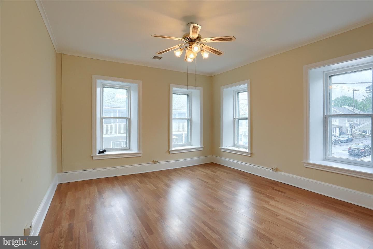 107 W Front Street photo 20